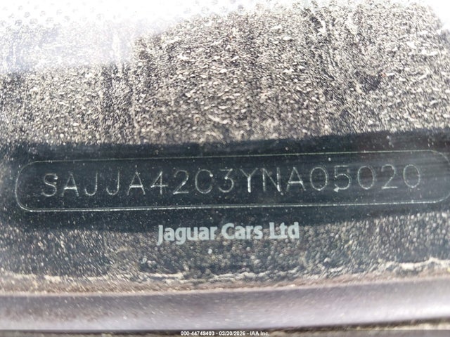 44749403 :رقم المزاد ، SAJJA42C3YNA05020 vin ، 2000 Jaguar Xk8 مزاد بيع