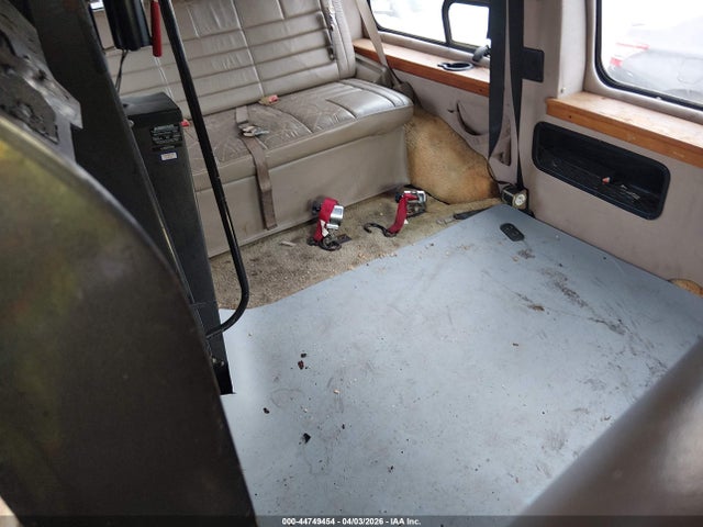 Auction sale of the 2001 Gmc Savana Upfitter, vin: 1GDFG15R311183856, lot number: 44749454