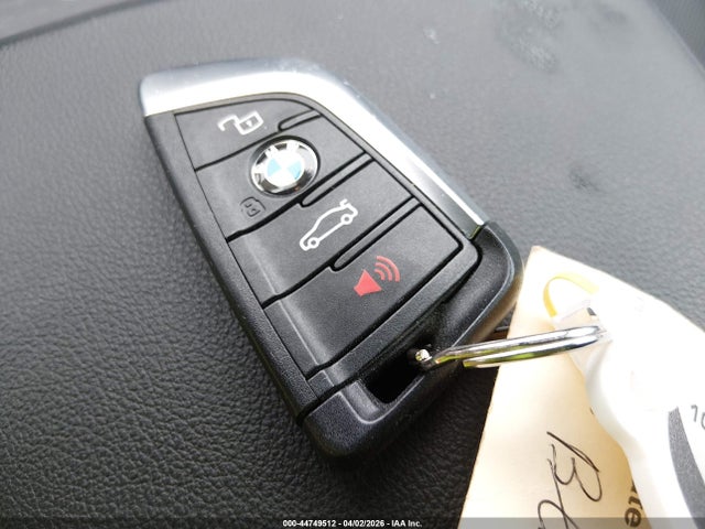2023 Bmw 330i Xdrive მანქანა იყიდება აუქციონზე, vin: 3MW89FF08P8D42795, აუქციონის ნომერი: 44749512