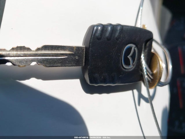 44749516 :رقم المزاد ، 4F4YR46E93TM05657 vin ، 2003 Mazda B4000 Ds مزاد بيع