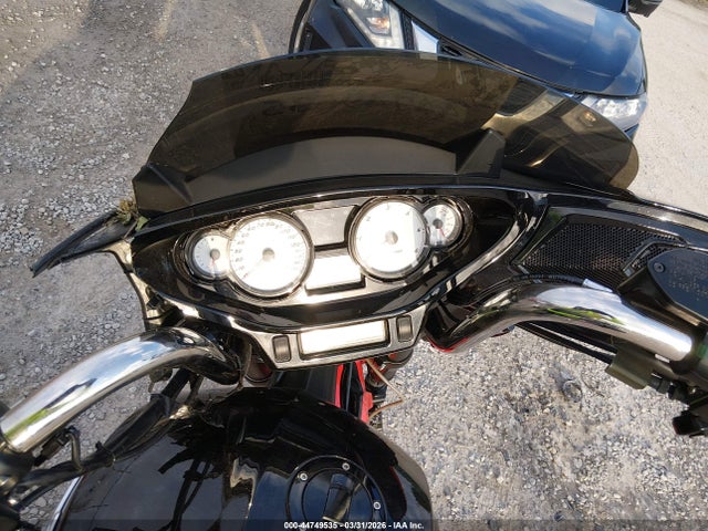 Victory Motorcycles Magnum 2016 5VPYW36N6G3049851 Image 16