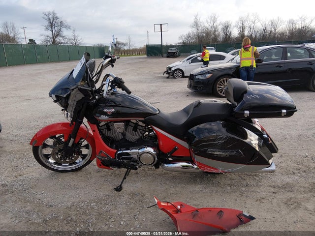 Victory Motorcycles Magnum 2016 5VPYW36N6G3049851 Image 14