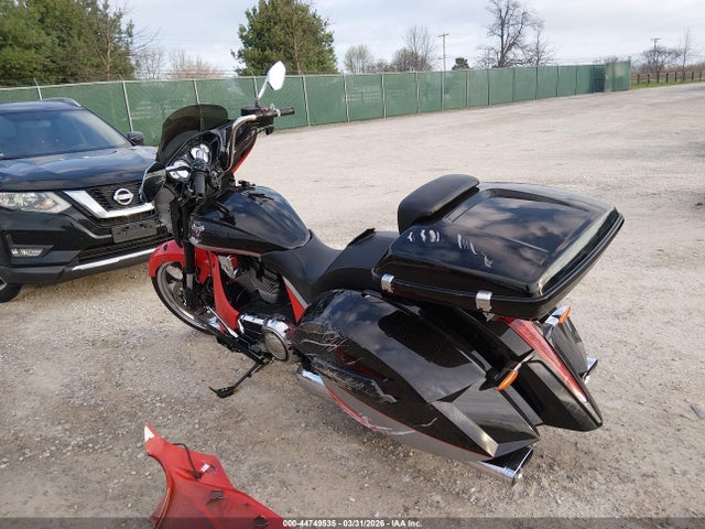 Victory Motorcycles Magnum 2016 5VPYW36N6G3049851 Image 3
