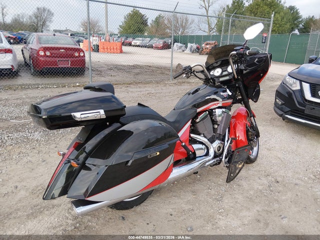 Victory Motorcycles Magnum 2016 5VPYW36N6G3049851 Image 4