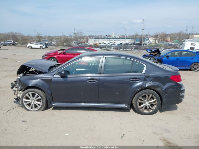 44749541 :رقم المزاد ، 4S3BMCC65D3045776 vin ، 2013 Subaru Legacy 2.5i Premium مزاد بيع