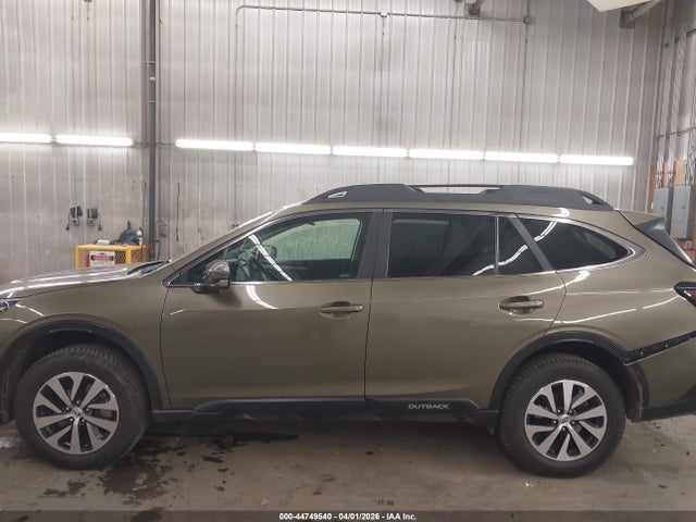 44749540 :رقم المزاد ، 4S4BTADC1M3220306 vin ، 2021 Subaru Outback Premium مزاد بيع