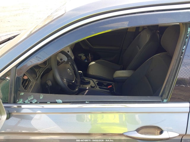 Продаж на аукціоні авто 2019 Volkswagen Tiguan, vin: 3VV2B7AX5KM034850, номер лоту: 44749575