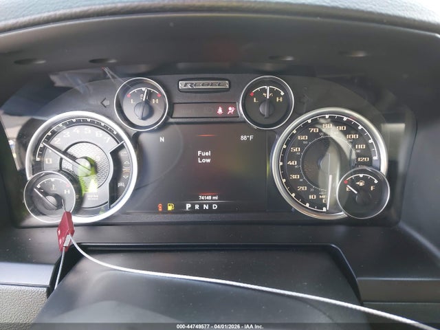 44749577 :رقم المزاد ، 1C6RR7YT0HS830943 vin ، 2017 Ram 1500 Rebel  4x4 5'7 Box مزاد بيع