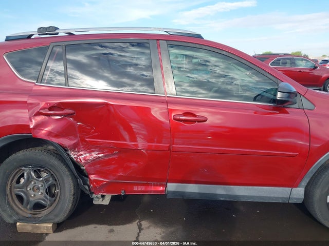 Toyota RAV4 LE 2018 JTMBFREV0JD233189 Image 14