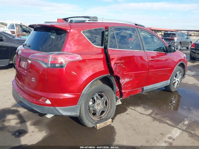 Toyota RAV4 LE 2018 JTMBFREV0JD233189 Image 4