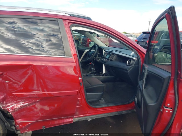 Toyota RAV4 LE 2018 JTMBFREV0JD233189 Image 5