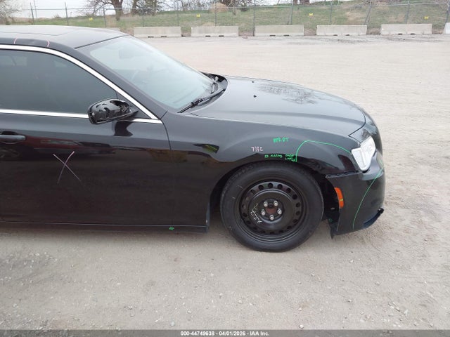 Продаж на аукціоні авто 2017 Chrysler 300c, vin: 2C3CCAEG9HH564726, номер лоту: 44749638