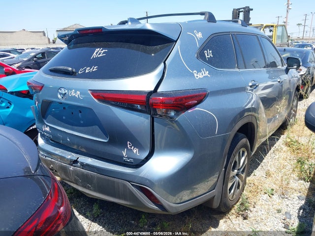 Toyota Highlander Xle 2021 5TDHZRAH5MS086295 Image 4