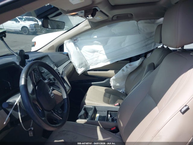 5FNRL6H9XJB042263 Honda Odyssey Elite