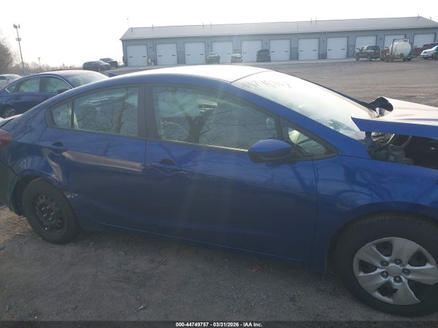 Продажа на аукционе авто 2017 Kia Forte Lx, vin: 3KPFL4A7XHE098364, номер лота: 44749757