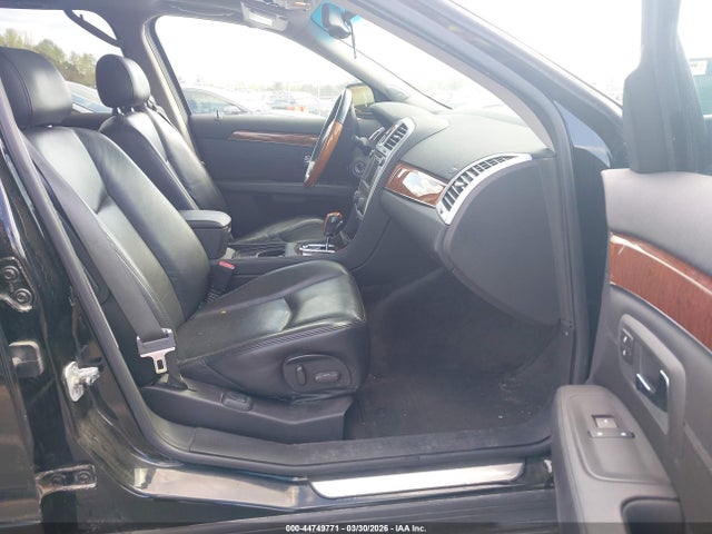 2007 Cadillac Srx V8 მანქანა იყიდება აუქციონზე, vin: 1GYEE63AX70138664, აუქციონის ნომერი: 44749771