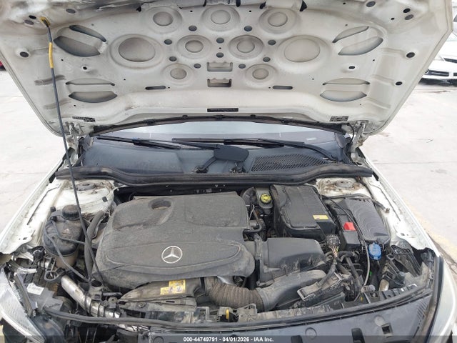 WDCTG4EB1GJ223995 Mercedes-Benz GLA 250