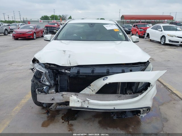 WDCTG4EB1GJ223995 Mercedes-Benz GLA 250