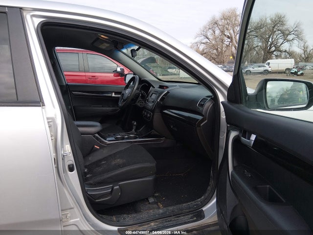 2015 KIA SORENTO 5XYKT3A68FG599690 Photo 4