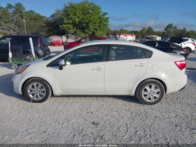 2014 Kia Rio Lx მანქანა იყიდება აუქციონზე, vin: KNADM4A38E6361662, აუქციონის ნომერი: 44749821