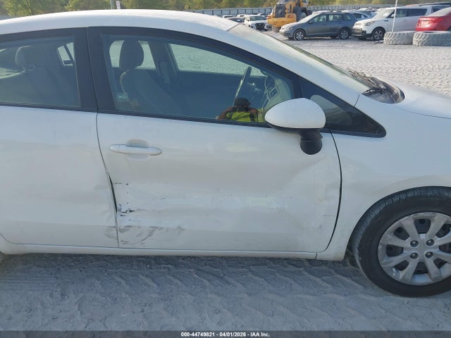 2014 Kia Rio Lx მანქანა იყიდება აუქციონზე, vin: KNADM4A38E6361662, აუქციონის ნომერი: 44749821
