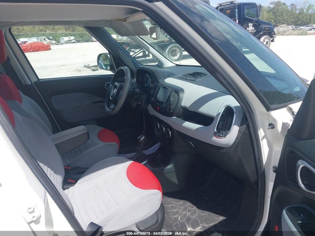 2014 FIAT 500L ZFBCFABH5EZ016219 Photo 4