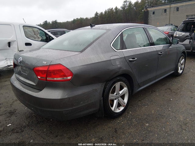 44749882 :رقم المزاد ، 1VWAT7A30FC119653 vin ، 2015 Volkswagen Passat 1.8t Limited Edition مزاد بيع