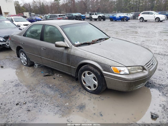 1998 TOYOTA CAMRY 4T1BF22K5WU042517