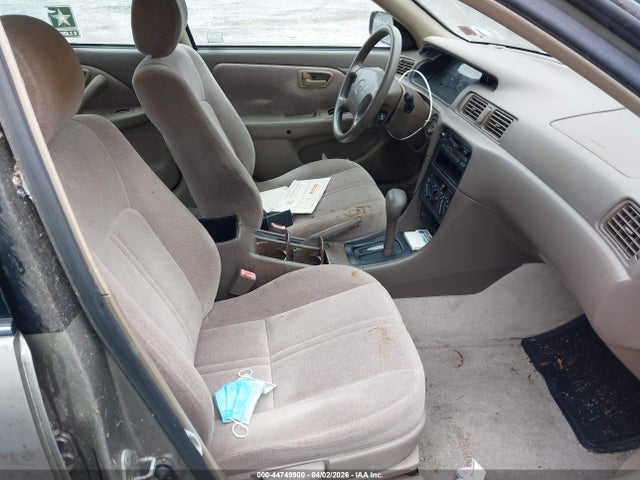 1998 TOYOTA CAMRY 4T1BF22K5WU042517 Photo 4