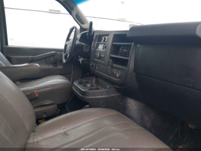 2016 Chevrolet Express 2500 Work Van მანქანა იყიდება აუქციონზე, vin: 1GCWGAFF1G1126086, აუქციონის ნომერი: 44749905