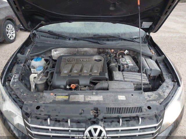 Продаж на аукціоні авто 2013 Volkswagen Passat 2.0l Tdi Se, vin: 1VWBN7A38DC004004, номер лоту: 44749911