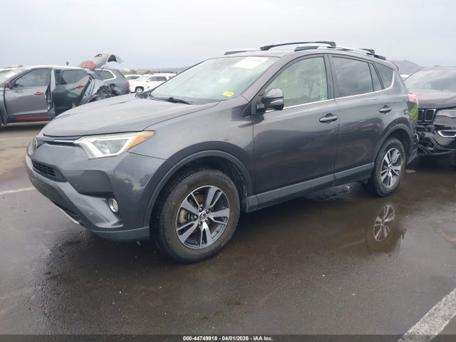 JTMWFREV3JJ151699 Toyota Rav4 Xle