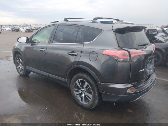 JTMWFREV3JJ151699 Toyota Rav4 Xle