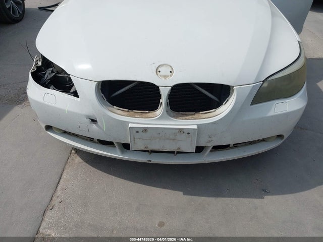 2007 Bmw 525i მანქანა იყიდება აუქციონზე, vin: WBANE53587CW59333, აუქციონის ნომერი: 44749929