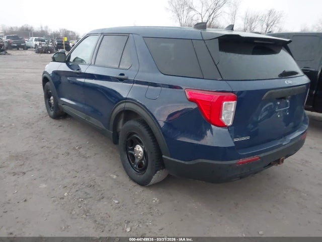 2021 FORD POLICE INTERCEPTOR UTILITY 1FM5K8AW6MNA17682 Photo 2