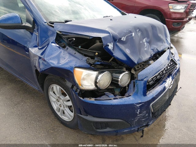 44749951 :رقم المزاد ، 1G1JC5SH1E4139817 vin ، 2014 Chevrolet Sonic Lt Auto مزاد بيع