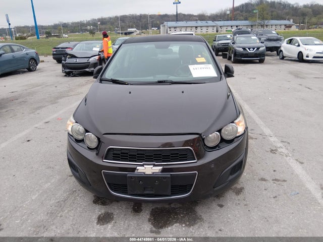 44749981 :رقم المزاد ، 1G1JC5SH6D4246120 vin ، 2013 Chevrolet Sonic Lt Auto مزاد بيع