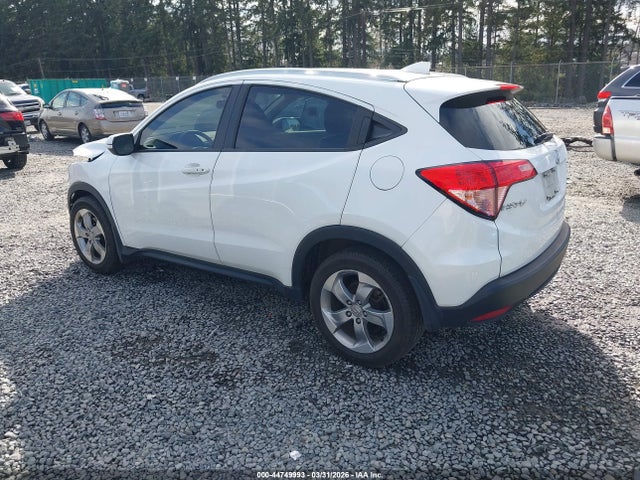 2017 HONDA HR-V 3CZRU6H79HM715152 Photo 2
