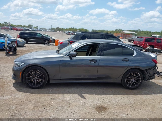 44750047 :رقم المزاد ، 3MW5R1J0XN8C32096 vin ، 2022 Bmw 330i مزاد بيع