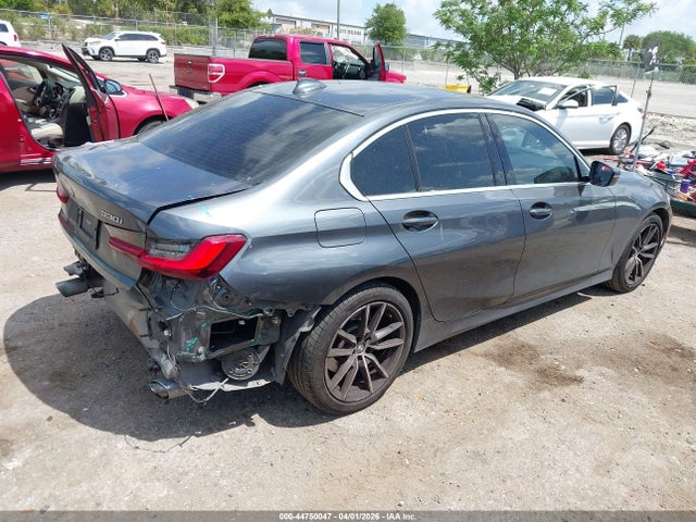 44750047 :رقم المزاد ، 3MW5R1J0XN8C32096 vin ، 2022 Bmw 330i مزاد بيع