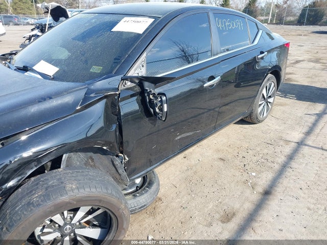 44750077 :رقم المزاد ، 1N4BL4DV3NN338862 vin ، 2022 Nissan Altima Sv Fwd مزاد بيع