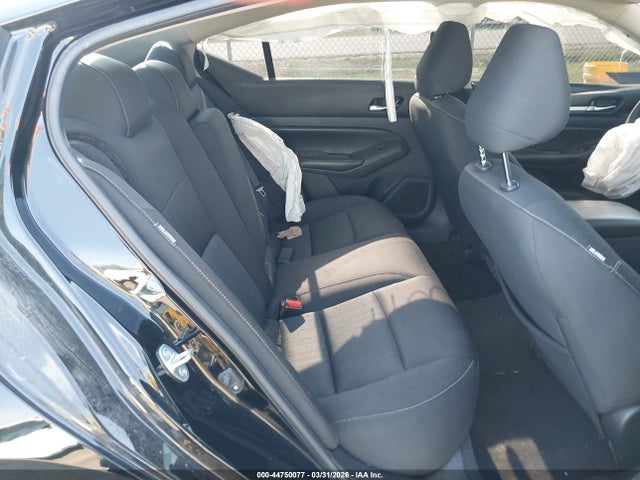44750077 :رقم المزاد ، 1N4BL4DV3NN338862 vin ، 2022 Nissan Altima Sv Fwd مزاد بيع