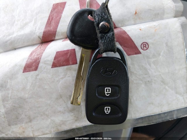44750081 :رقم المزاد ، KMHCT4AE1DU504671 vin ، 2013 Hyundai Accent Gls مزاد بيع