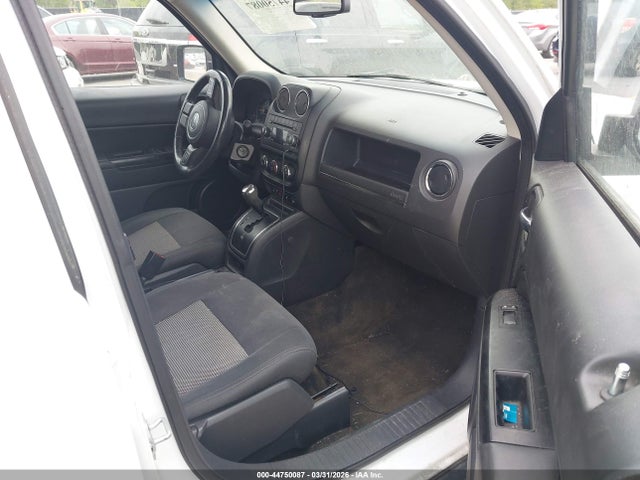 2016 JEEP PATRIOT 1C4NJPFA5GD792502 Photo 4