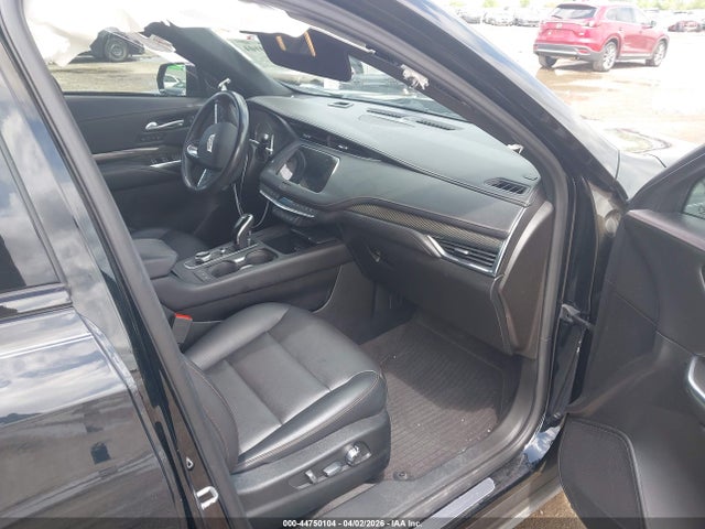 Продаж на аукціоні авто 2021 Cadillac Xt4 Fwd Sport, vin: 1GYFZER49MF012387, номер лоту: 44750104