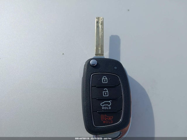 44750119 :رقم المزاد ، KM8J2CA46LU119116 vin ، 2020 Hyundai Tucson Se مزاد بيع
