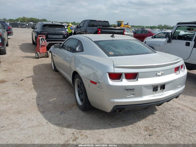 2013 CHEVROLET CAMARO 2G1FE1E30D9229125 Photo 2