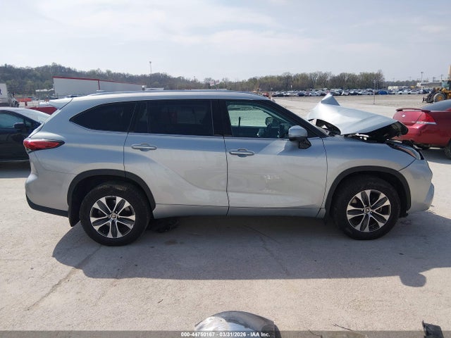 Продажа на аукционе авто 2020 Toyota Highlander Xle, vin: 5TDHZRBH0LS054271, номер лота: 44750167