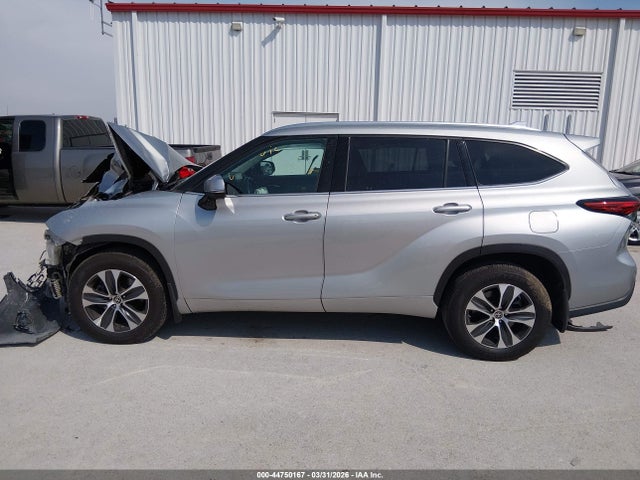 Продажа на аукционе авто 2020 Toyota Highlander Xle, vin: 5TDHZRBH0LS054271, номер лота: 44750167