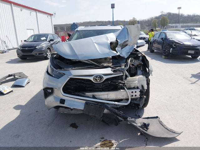 Продажа на аукционе авто 2020 Toyota Highlander Xle, vin: 5TDHZRBH0LS054271, номер лота: 44750167